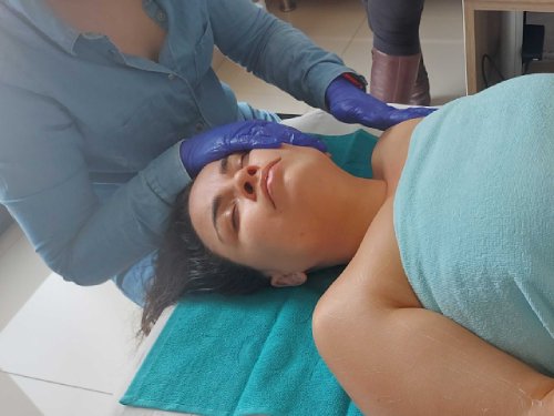 Feszesítő aromaterápiás masszázs technikák